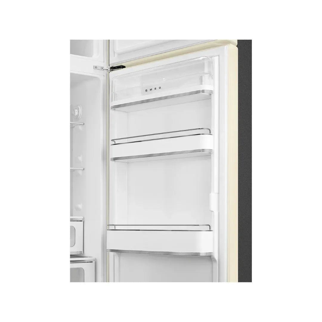 https://www.tafelberg.co.za/stores/za.co.storefront7.tafelberg/products/fab30r/pictures/smeg-60cm-retro-right-hinge-top-freezer-fab30r-06_119k.jpg